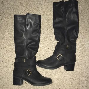 Black buckled boots
